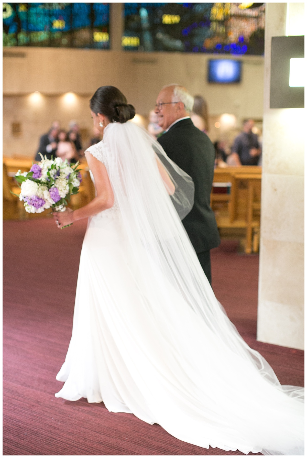 Ivory and purple Piazza on the Green Wedding Flowers