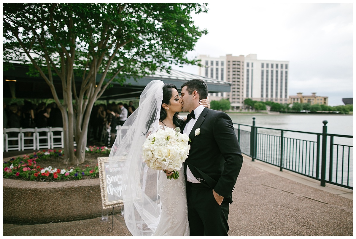 Classic Traditional Dallas Wedding Flowers