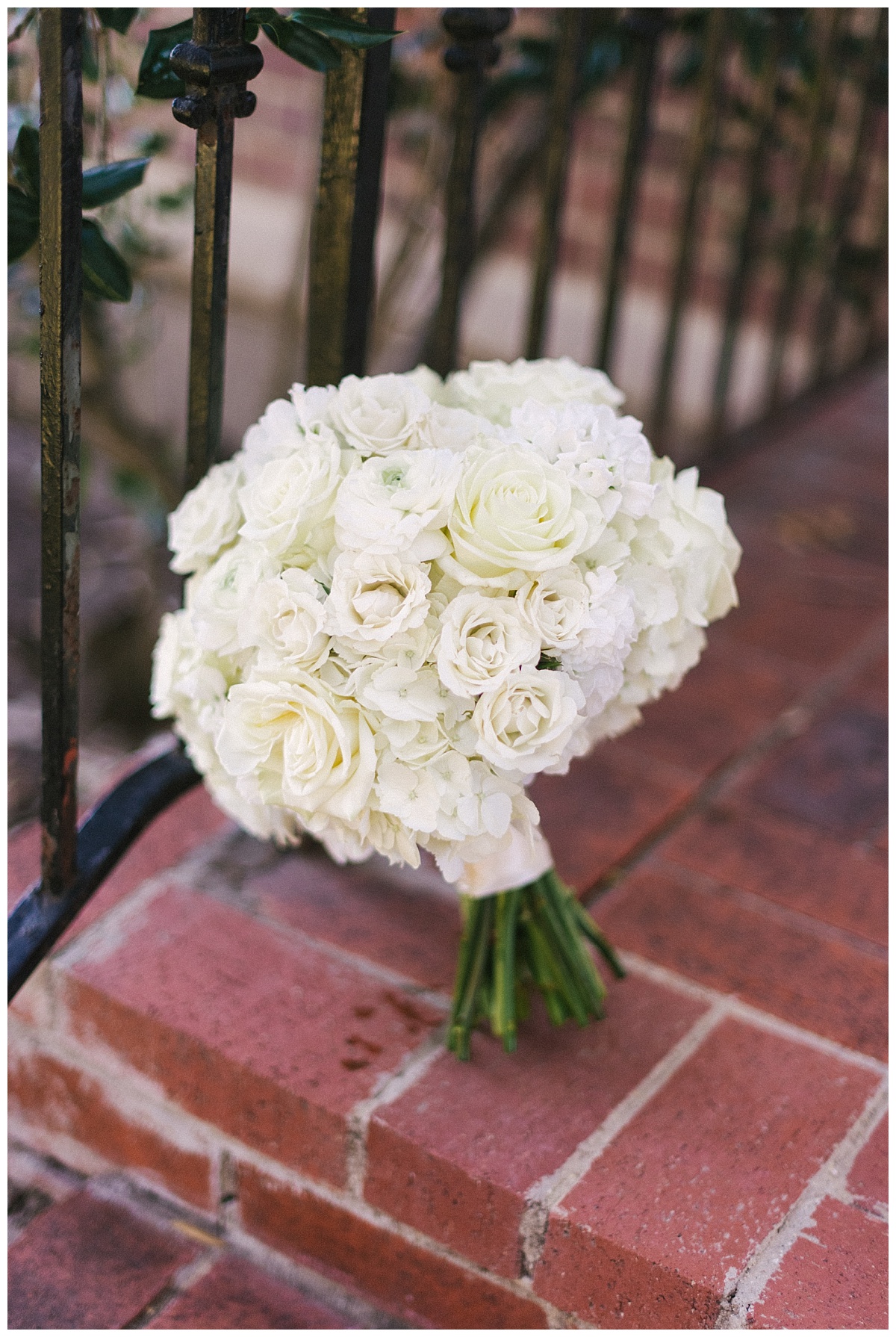 Traditional white, gold, and black Dallas Wedding Royal Lane Baptist Church Room on Main Wedding Flowers