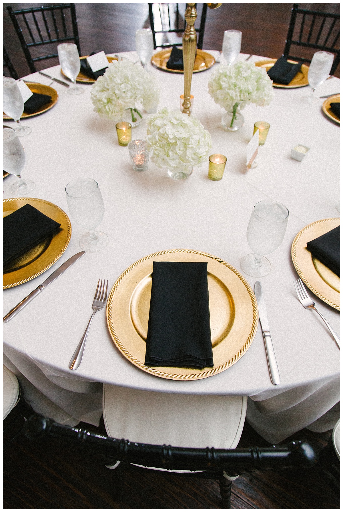 Traditional white, gold, and black Dallas Wedding Royal Lane Baptist Church Room on Main Wedding Flowers