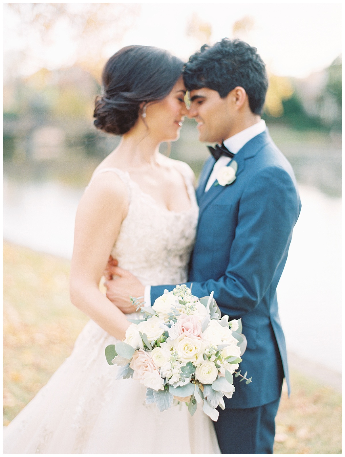 Cityplace,Dallas,eucalyptus,blush,roses,ranunculus,Allen Tsai,Holy Trinity Catholic Church,Lindsey Zamora Events,A & L FLoral Design,Texas,Wedding,Flowers,Bouquets