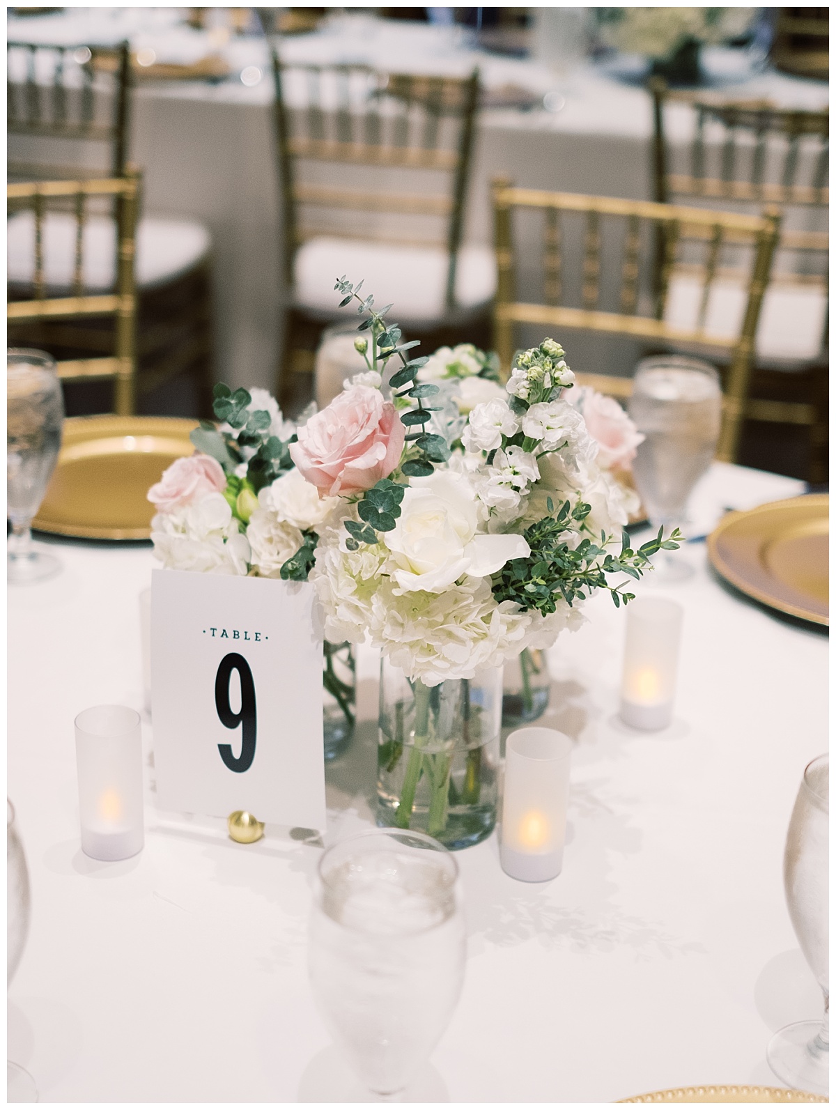 Cityplace,Dallas,eucalyptus,blush,roses,ranunculus,Allen Tsai,Holy Trinity Catholic Church,Lindsey Zamora Events,A & L FLoral Design,Texas,Wedding,Flowers,Bouquets