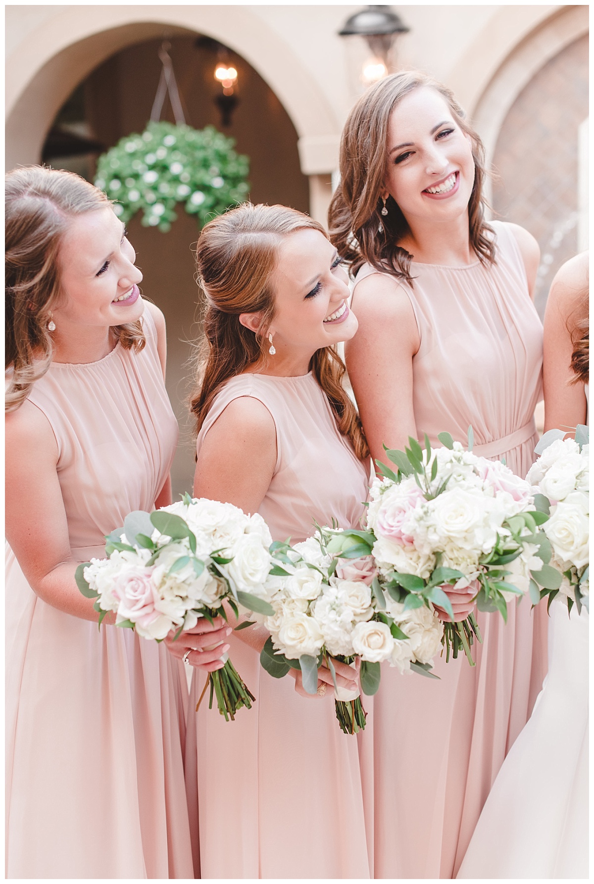 Aristide,colleyville,Dallas,Film,tradtional,wedding,bouquet,Lindsay Davenport photographer,Texas,bouquet,hydrangeas,roses,eucalyptus,stock,ranunculus,bride,centerpiece 