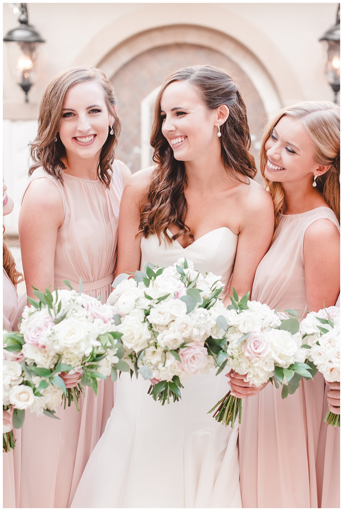 Aristide,colleyville,Dallas,Film,tradtional,wedding,bouquet,Lindsay Davenport photographer,Texas,bouquet,hydrangeas,roses,eucalyptus,stock,ranunculus,bride,centerpiece 