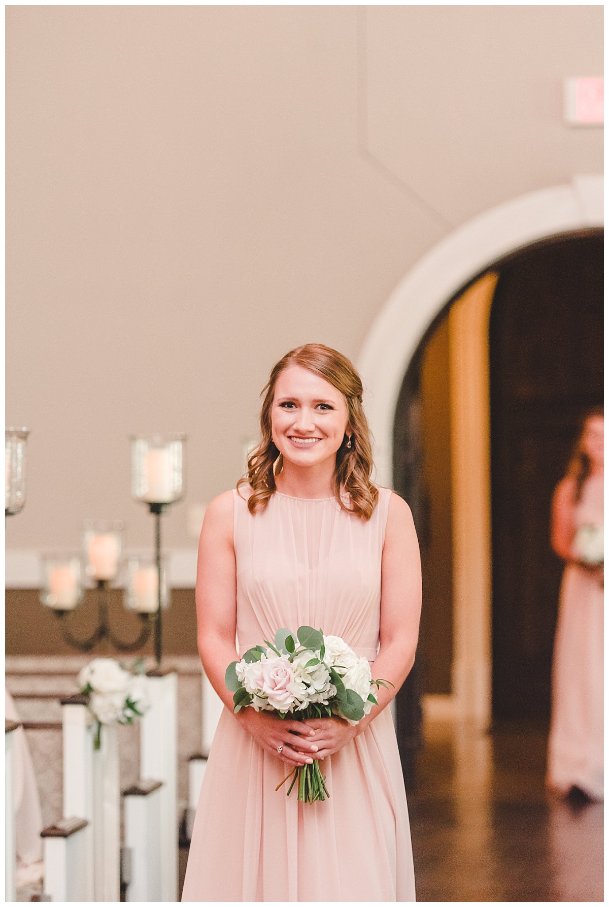 Aristide,colleyville,Dallas,Film,tradtional,wedding,bouquet,Lindsay Davenport photographer,Texas,bouquet,hydrangeas,roses,eucalyptus,stock,ranunculus,bride,centerpiece 