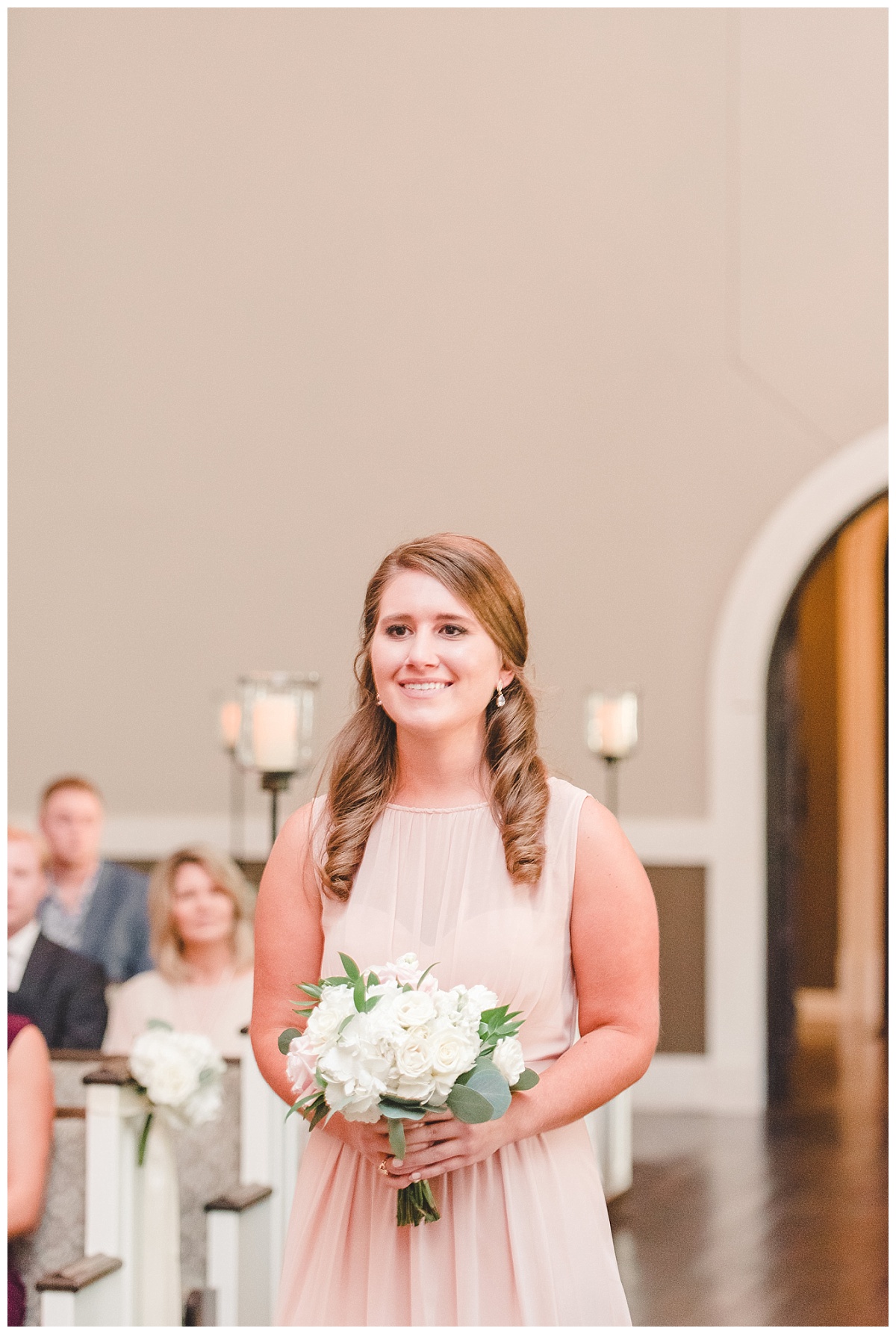 Aristide,colleyville,Dallas,Film,tradtional,wedding,bouquet,Lindsay Davenport photographer,Texas,bouquet,hydrangeas,roses,eucalyptus,stock,ranunculus,bride,centerpiece 