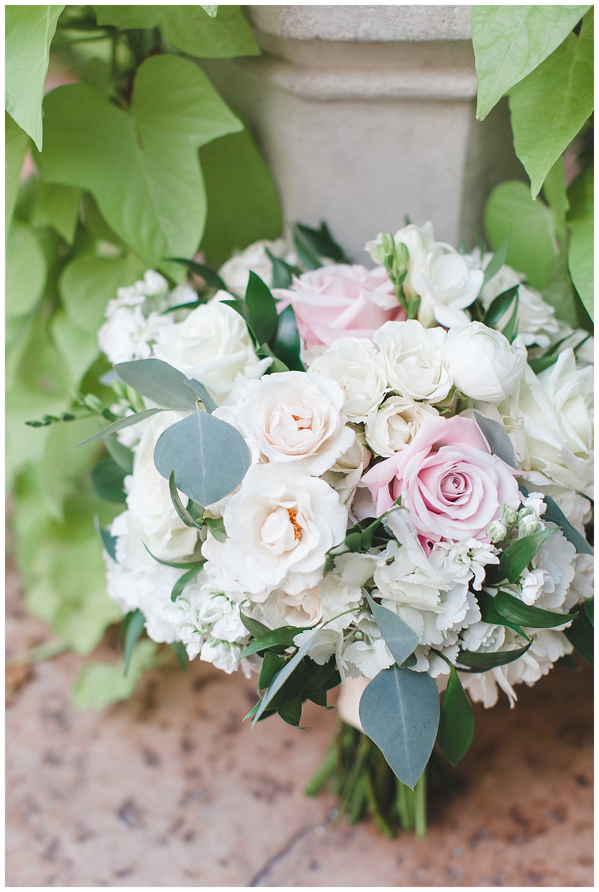 Aristide,colleyville,Dallas,Film,tradtional,wedding,bouquet,Lindsay Davenport photographer,Texas,bouquet,hydrangeas,roses,eucalyptus,stock,ranunculus,bride,centerpiece 