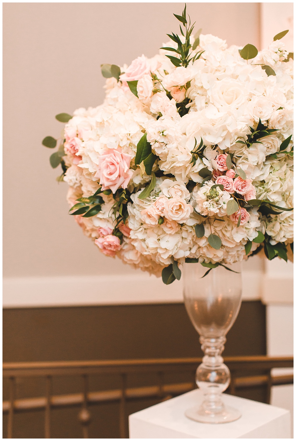 Aristide,colleyville,Dallas,Film,tradtional,wedding,bouquet,Lindsay Davenport photographer,Texas,bouquet,hydrangeas,roses,eucalyptus,stock,ranunculus,bride,centerpiece 