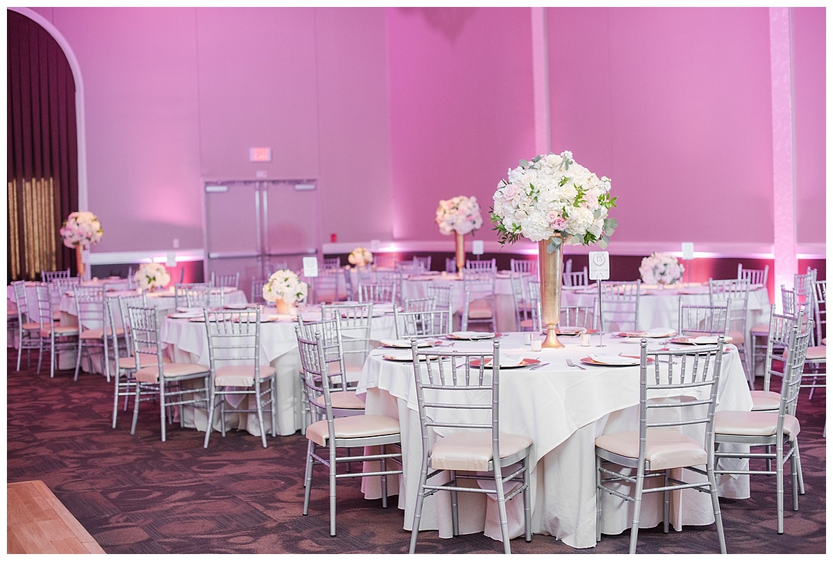 Aristide,colleyville,Dallas,Film,tradtional,wedding,bouquet,Lindsay Davenport photographer,Texas,bouquet,hydrangeas,roses,eucalyptus,stock,ranunculus,bride,centerpiece 