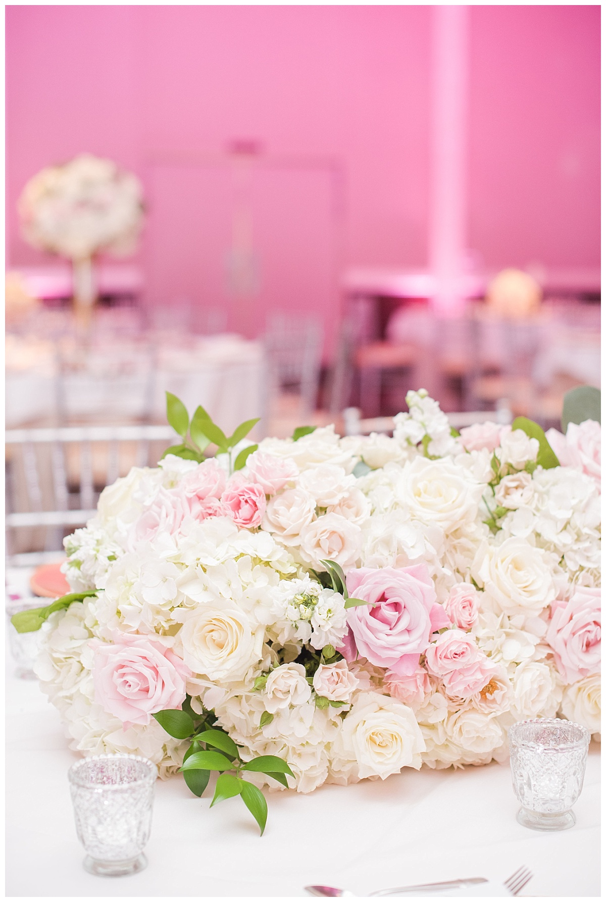 Aristide,colleyville,Dallas,Film,tradtional,wedding,bouquet,Lindsay Davenport photographer,Texas,bouquet,hydrangeas,roses,eucalyptus,stock,ranunculus,bride,centerpiece 