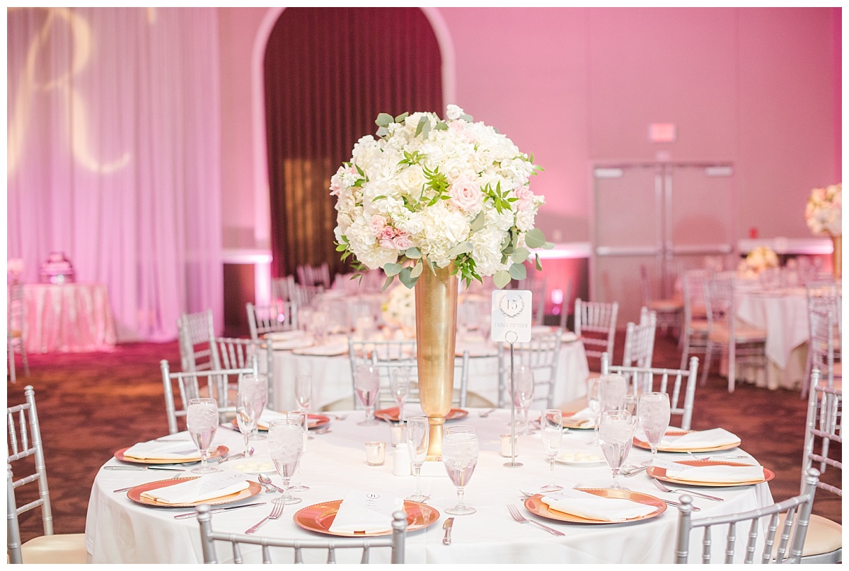 Aristide,colleyville,Dallas,Film,tradtional,wedding,bouquet,Lindsay Davenport photographer,Texas,bouquet,hydrangeas,roses,eucalyptus,stock,ranunculus,bride,centerpiece 