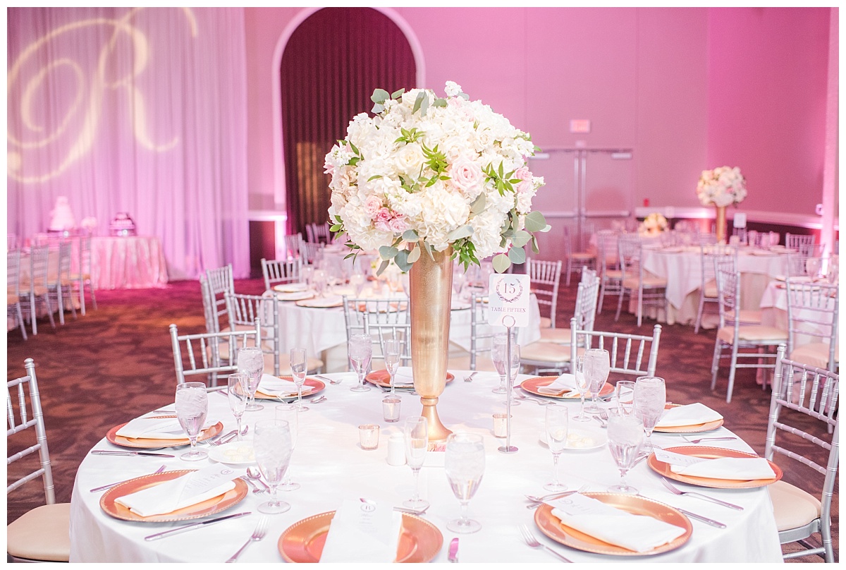 Aristide,colleyville,Dallas,Film,tradtional,wedding,bouquet,Lindsay Davenport photographer,Texas,bouquet,hydrangeas,roses,eucalyptus,stock,ranunculus,bride,centerpiece 