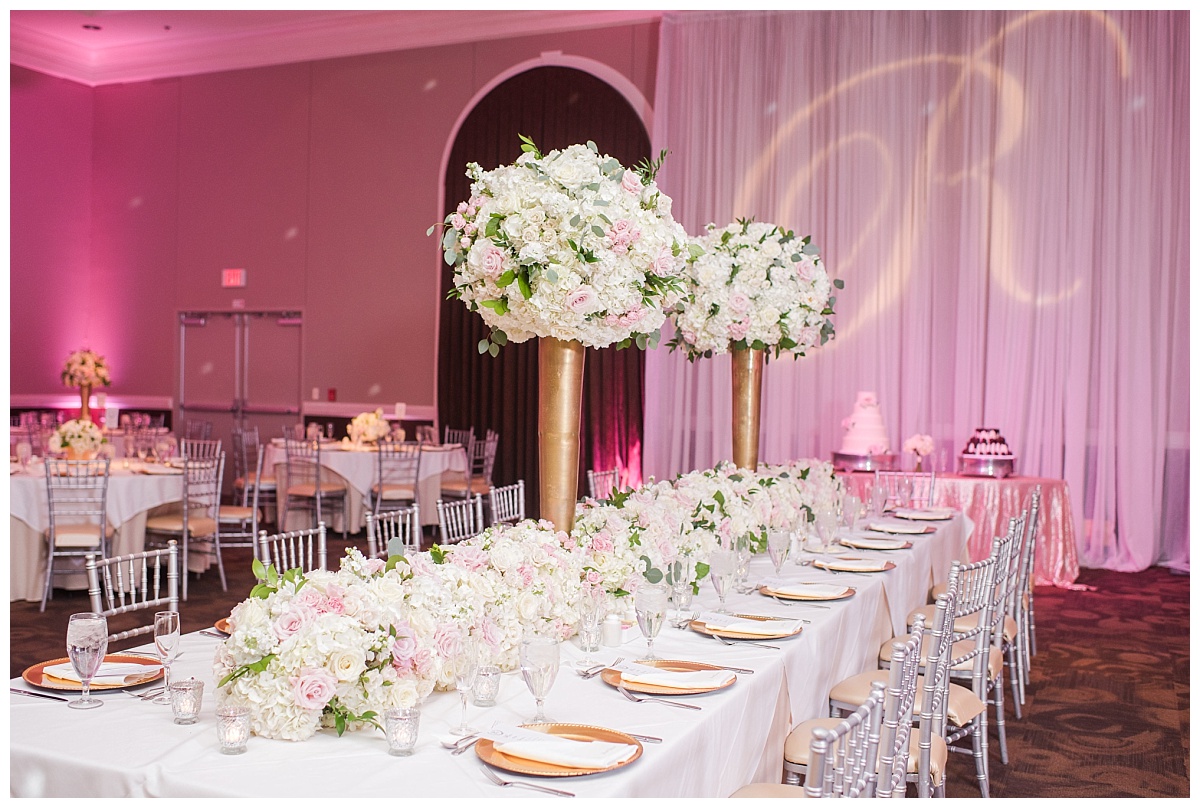 Aristide,colleyville,Dallas,Film,tradtional,wedding,bouquet,Lindsay Davenport photographer,Texas,bouquet,hydrangeas,roses,eucalyptus,stock,ranunculus,bride,centerpiece 