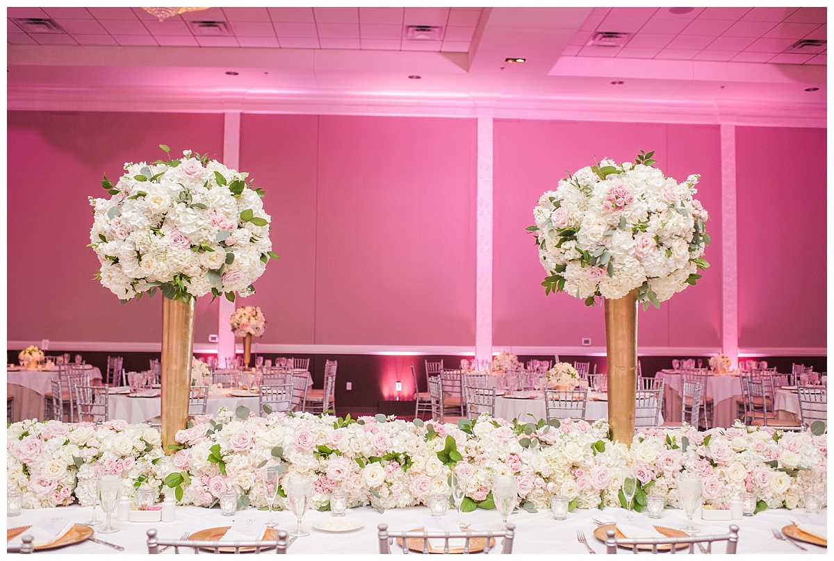 Aristide,colleyville,Dallas,Film,tradtional,wedding,bouquet,Lindsay Davenport photographer,Texas,bouquet,hydrangeas,roses,eucalyptus,stock,ranunculus,bride,centerpiece 