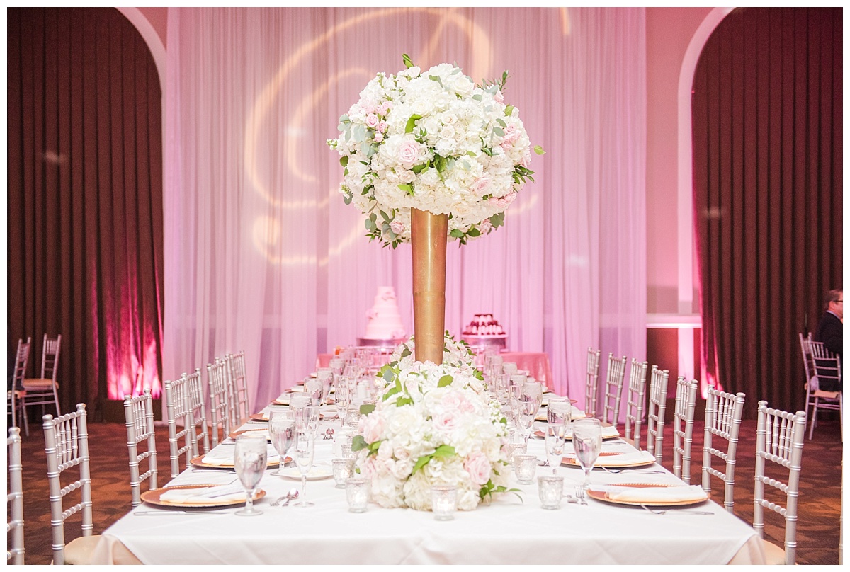 Aristide,colleyville,Dallas,Film,tradtional,wedding,bouquet,Lindsay Davenport photographer,Texas,bouquet,hydrangeas,roses,eucalyptus,stock,ranunculus,bride,centerpiece 